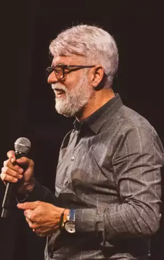 Pr Claudio Duarte