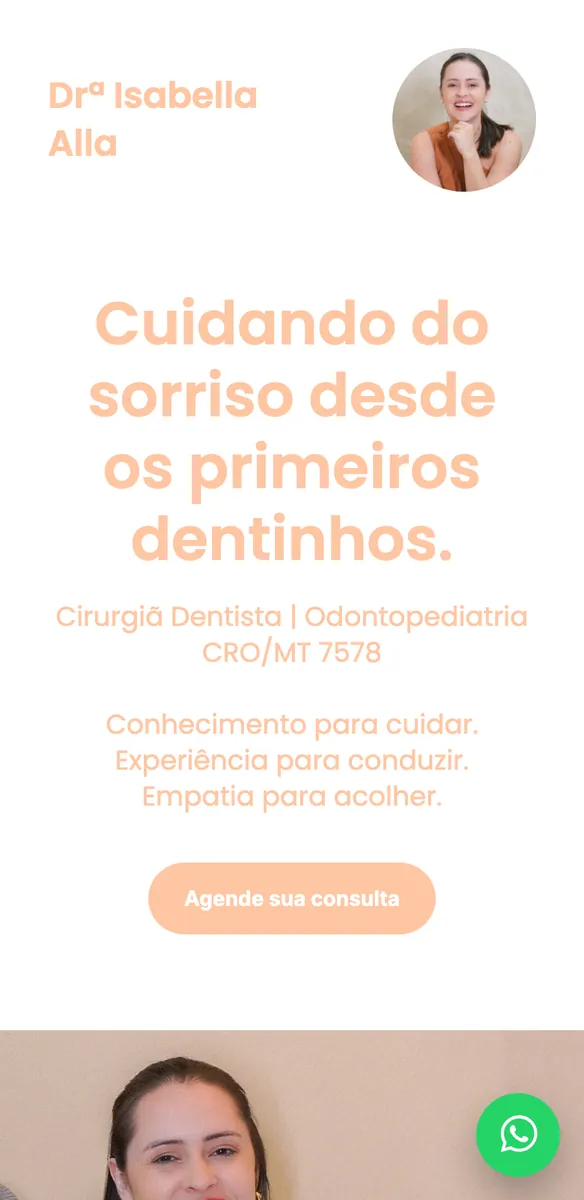 Página mobile de site para dentista odontopediatra em tons de pêssego, com foto da profissional e botão de agendar consulta